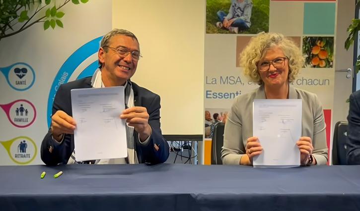 Signature de convention